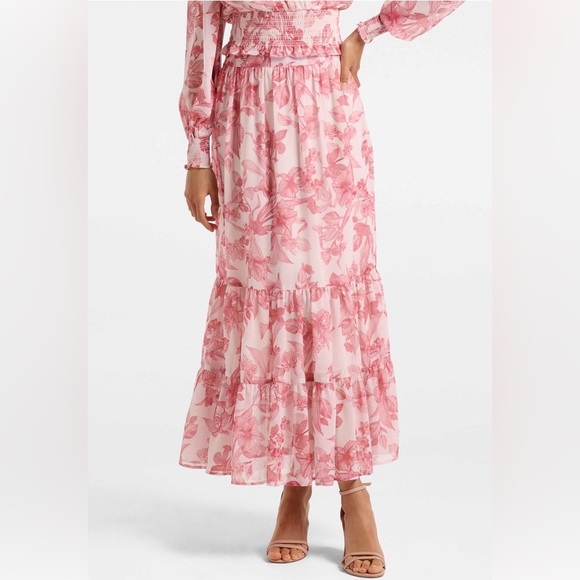 Forever New
Relaxed Fit Calf Length Polyester Womens Casual Skirt - Picture 2 of 8